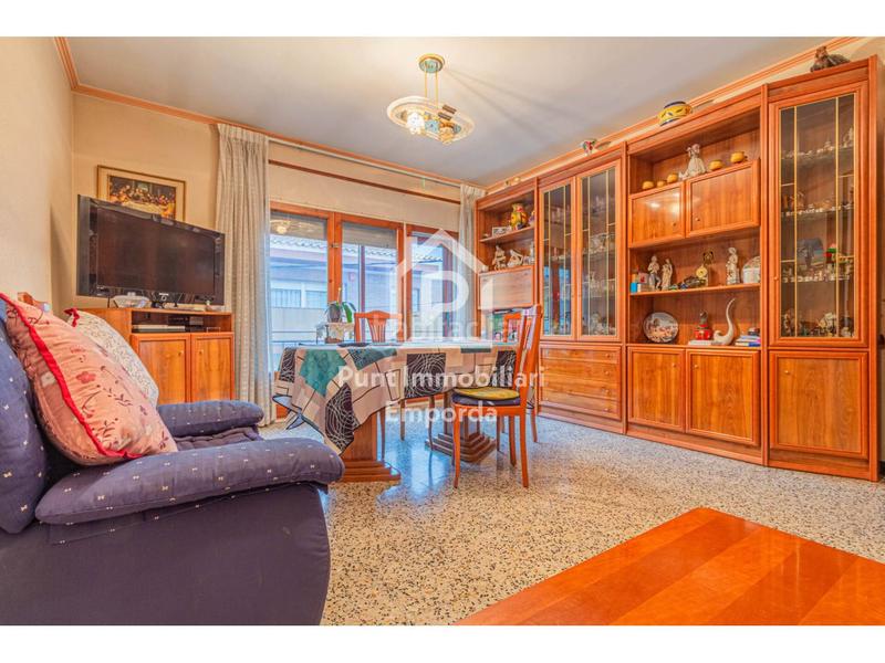 Foto 217189c4-fa2f-4c40-b4b9-a8c5293f01f5. Haus mit heizung parking in Vilafant