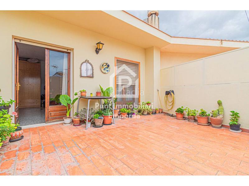 Foto 2874fdfe-7c7f-44d5-bd48-310ff4d089b7. Haus mit heizung parking in Vilafant