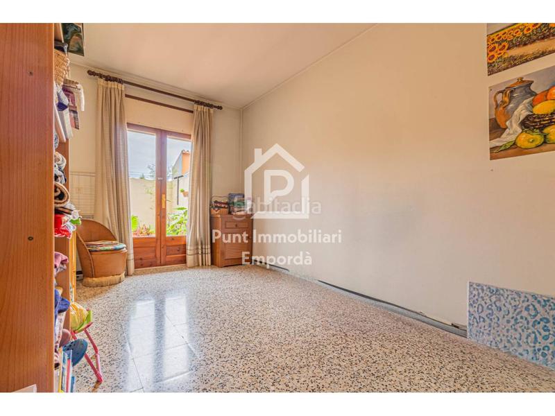 Foto b8f33dd1-c380-4683-bf8a-26ea591a3780. Haus mit heizung parking in Vilafant