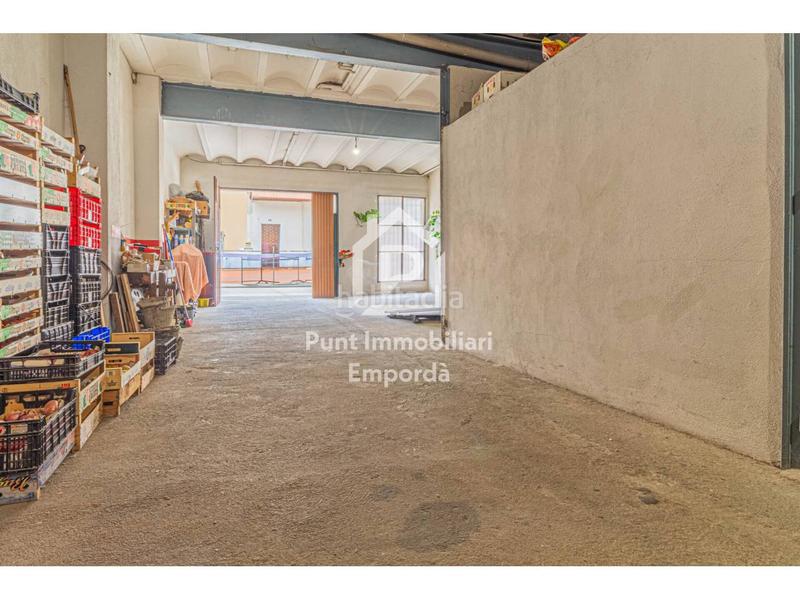 Foto f005e296-353d-4ee8-8ff3-22fd63f3dd2e. Haus mit heizung parking in Vilafant