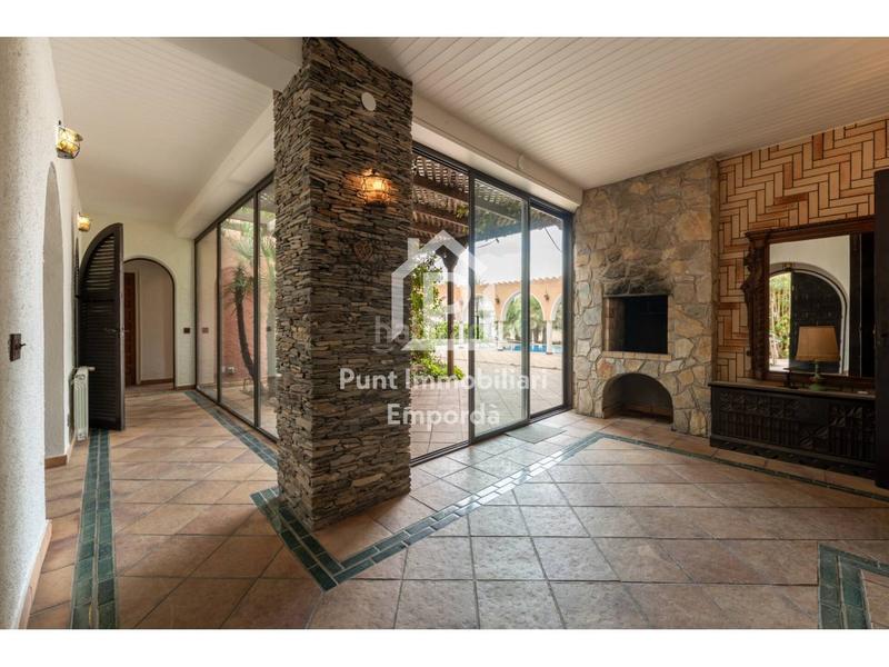 Foto 50f21c01-5986-44d5-878b-54004cd0da3c. Casa con riscaldamento parcheggio piscina in Requesens Empuriabrava