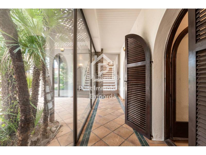 Foto ca388299-14d9-46e7-8308-070e870bb87a. Casa con riscaldamento parcheggio piscina in Requesens Empuriabrava