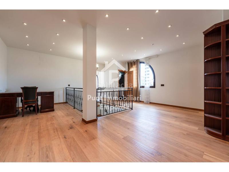 Foto e9a354a9-f0d5-4858-a620-0999a781ccb3. Casa con riscaldamento parcheggio piscina in Requesens Empuriabrava