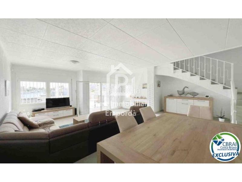 Foto 199d5e81-6773-4b1f-9cc9-3ccbd27a46d7. Casa  en venta , costa brava en Salins - Cavall de Mar Empuriabrava