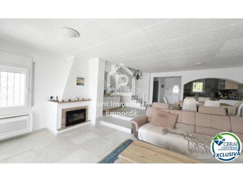 Foto 2a88ddd3-5116-4348-9918-72aab38991c8. Casa  en venta , costa brava en Salins - Cavall de Mar Empuriabrava