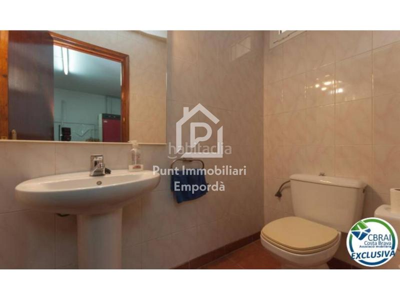 Foto 3b0e3edd-83d7-45fd-94ed-034600e6d944. Casa gran casa con piscina en un solar esquinero en zona tranquila. en Roses