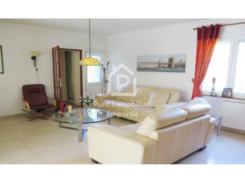 Foto eaa079c7-aa49-42f2-bc1d-ae94bcd90efa. Casa amb calefacció aparcament piscina a Nord Roses