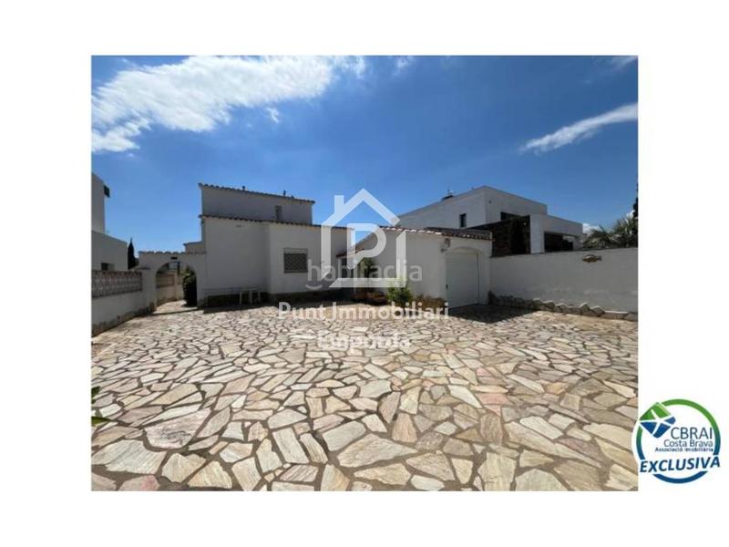 Foto 3de835f8-dd7c-444b-b02c-edcadbbb1c77. Casa  con vistas al canal en empuriabrva en Francolí - Freser - Noguera Empuriabrava