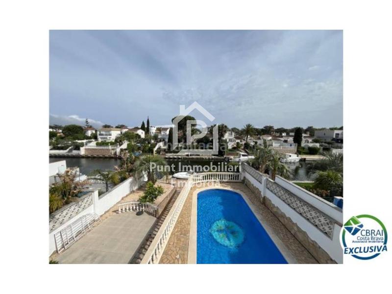 Foto 7d011c28-04de-48e3-85bb-b59ff494b509. Casa  con vistas al canal en empuriabrva en Francolí - Freser - Noguera Empuriabrava