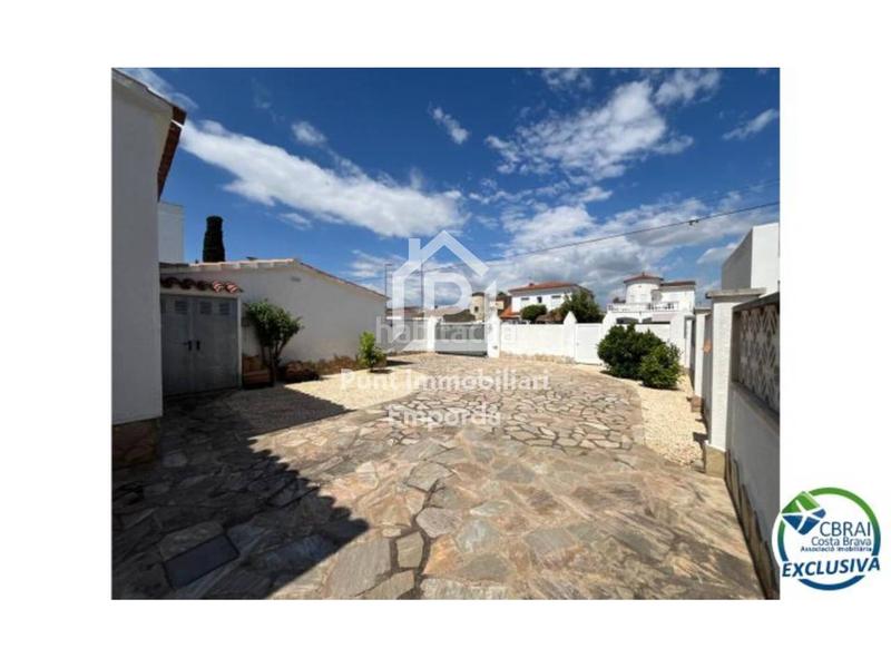 Foto 8edf2430-3ea0-411a-be3d-8aa6f0473c21. Casa  con vistas al canal en empuriabrva en Francolí - Freser - Noguera Empuriabrava