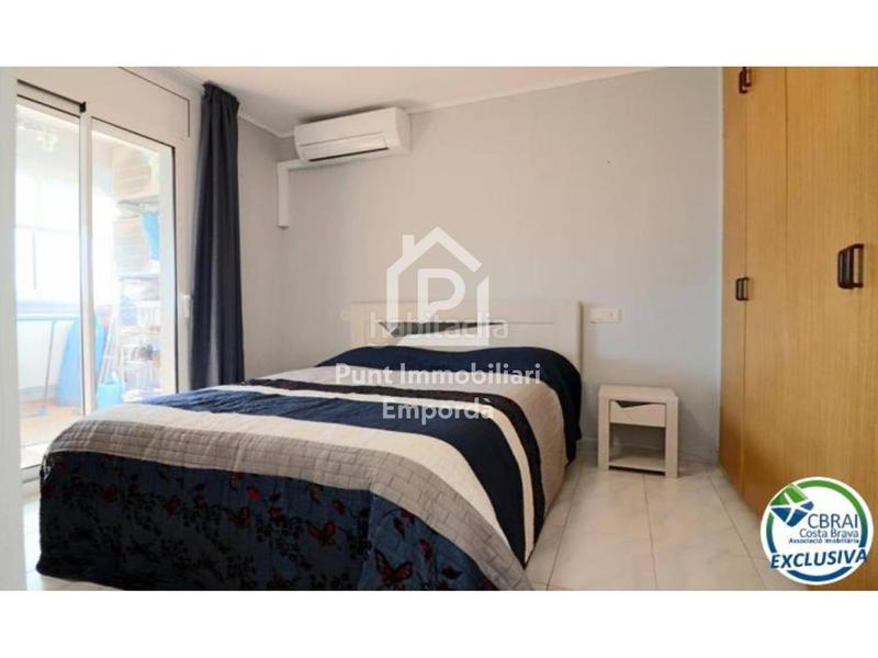 Foto e75941d0-e97d-439e-8ddc-8f5739b90d22. Apartamento acogedor apartamento en Puigmal - Mas Nou Empuriabrava