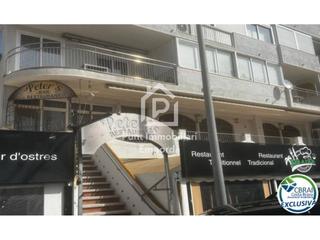 Business premise  Gola de l´estany. Local con terraza y vistas al mar en santa margarita roses