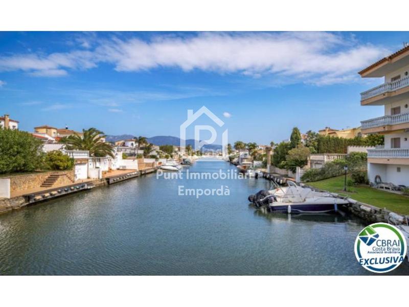 Foto 1ea40595-72ac-40a6-bd83-a7c86258a231. Apartament amb aparcament piscina a Francolí - Freser - Noguera Empuriabrava