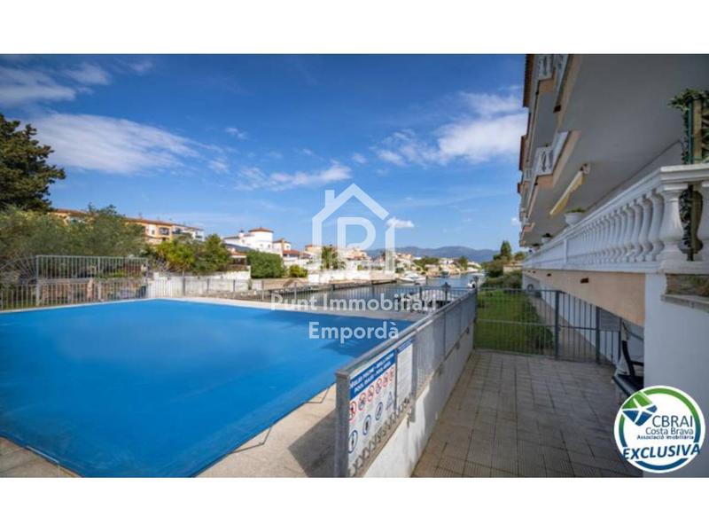 Foto 8f18893f-6526-4c50-8278-4d98fad71fa8. Apartament amb aparcament piscina a Francolí - Freser - Noguera Empuriabrava
