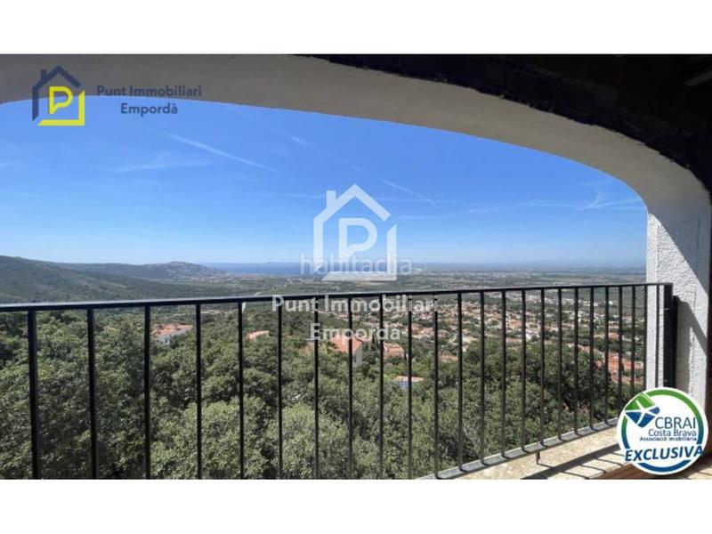 Foto 24ffe1ec-7846-42cd-9d4b-e5ed094e9339. Haus mit parking in Nord Roses