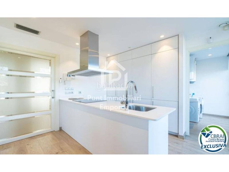 Foto 242240a1-c968-458b-b01e-d14a447a62e4. Apartament amb calefacció aparcament a Santa Margarida Roses