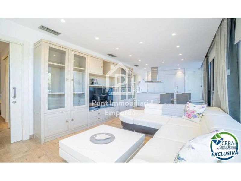 Foto 4ae9f160-c0bc-4947-8c06-af99ac7bc3aa. Apartament amb calefacció aparcament a Santa Margarida Roses