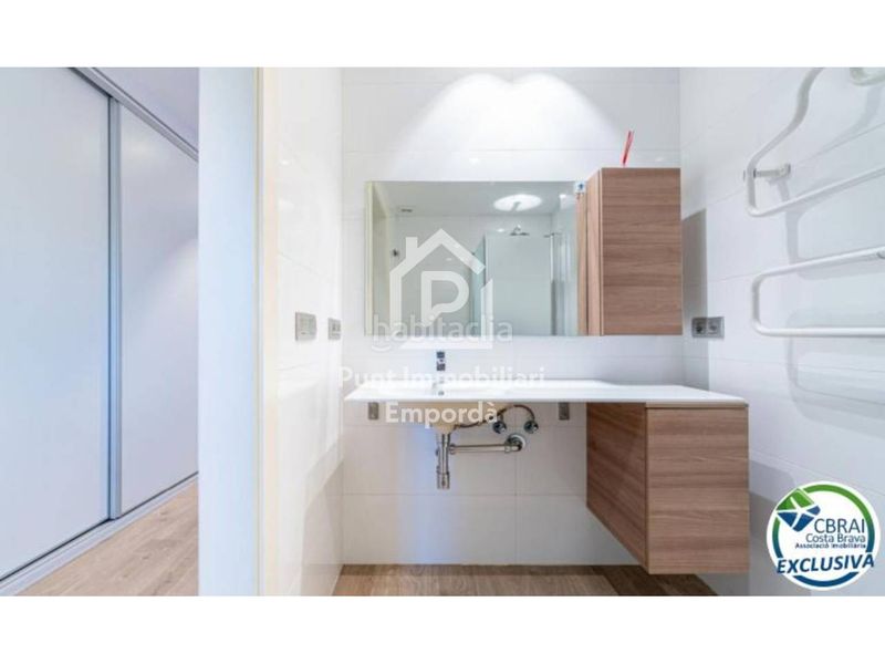 Foto 9e58064f-79ca-4116-a069-1ed100c766d9. Apartament amb calefacció aparcament a Santa Margarida Roses