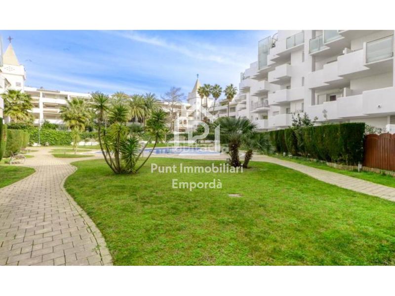 Foto 8b522a5d-21d7-43da-bb07-140477a3b412. Piso dúplex en venta en Santa Margarida con licencia turística! en Roses