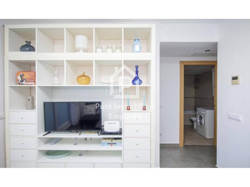Foto e7b4c902-1f8d-4cbf-90b9-250334166841. Piso dúplex en venta en Santa Margarida con licencia turística! en Roses