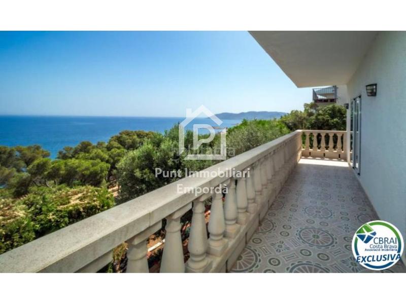 Foto 14b29e71-a177-44f0-ad5f-3a7aab18313c. Casa con parcheggio in Port de la Selva (El)