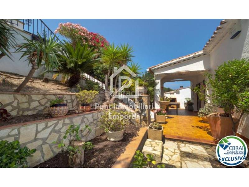 Foto c87f7ab6-5189-47e5-bda6-1c0cdb0a52c7. Casa con parcheggio in Port de la Selva (El)