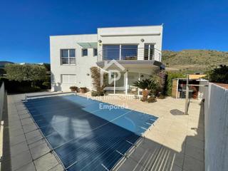 Maison  Roca blanca. Casa en venta en colera
