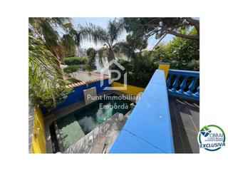 Casa  Montseny. Casa con piscina en venta en empuriabrava
