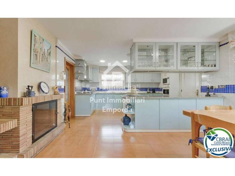 Foto 17236a78-510c-4149-a9e2-0565916ae5cf. Casa  en venta en carrer de sant llorenç en Nord Roses