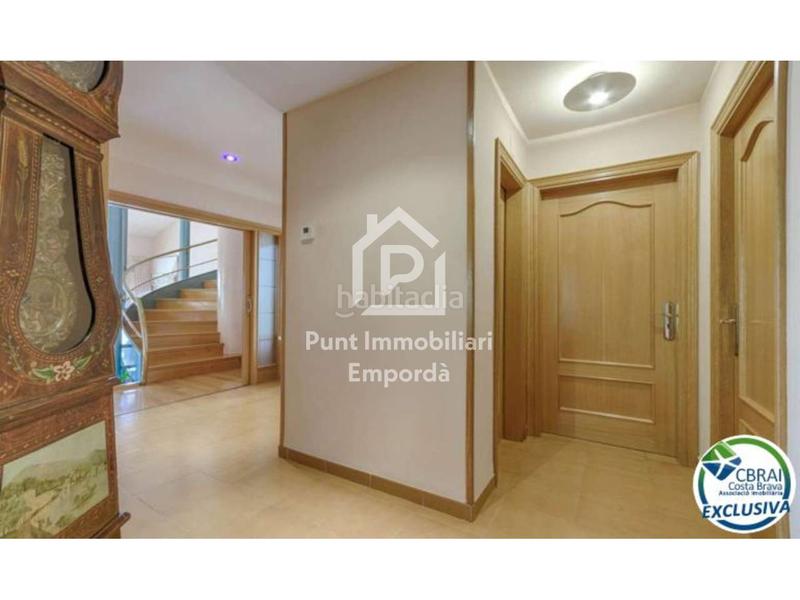 Foto 2486e6e4-0e58-4950-906f-9642582f6c08. Casa  en venta en carrer de sant llorenç en Nord Roses