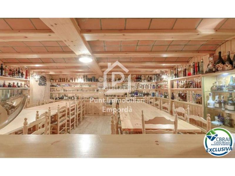 Foto 40603a3b-adc0-4f71-92dd-f4468a9b246d. Casa  en venta en carrer de sant llorenç en Nord Roses