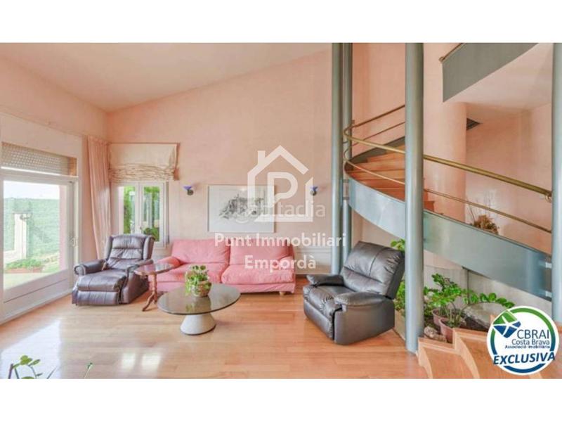 Foto 5aaf3ee1-72bb-4a51-b393-fbfd79eea1ef. Casa  en venta en carrer de sant llorenç en Nord Roses