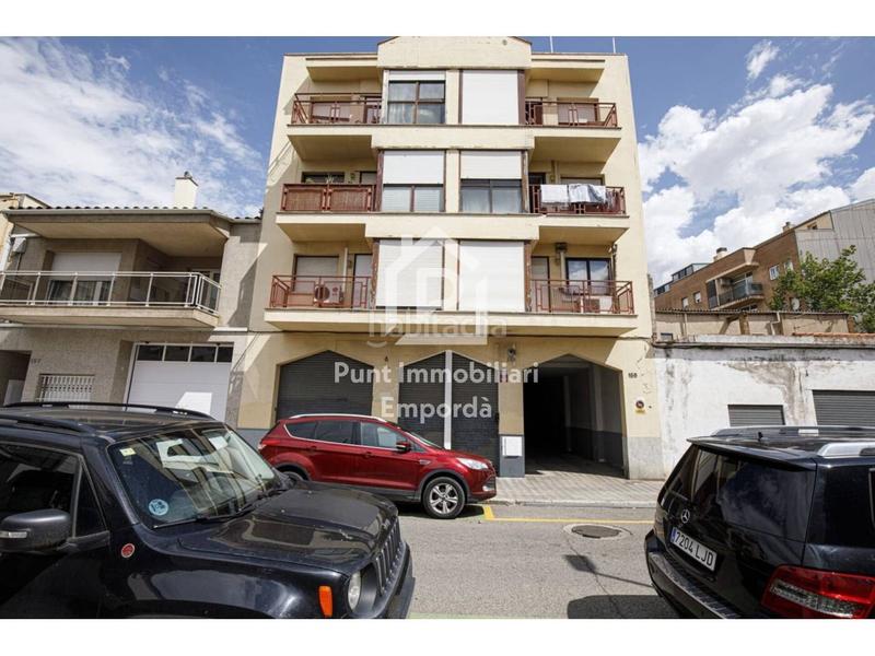 Foto 3636e2c6-0da4-4176-b631-454d880ec561. Piso  en venta en Creu de la Mà Figueres