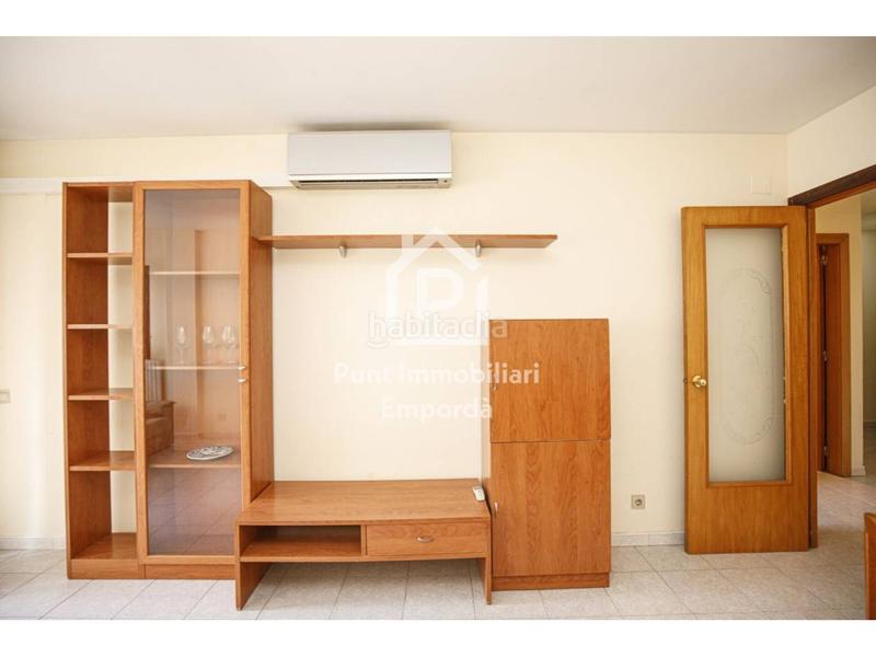 Foto 36c99975-3680-4ba5-9233-5e97fc75c6b4. Piso  en venta en Creu de la Mà Figueres