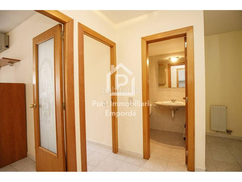 Foto 3b897f14-fb76-4209-a51c-b8491e24e97e. Piso  en venta en Creu de la Mà Figueres