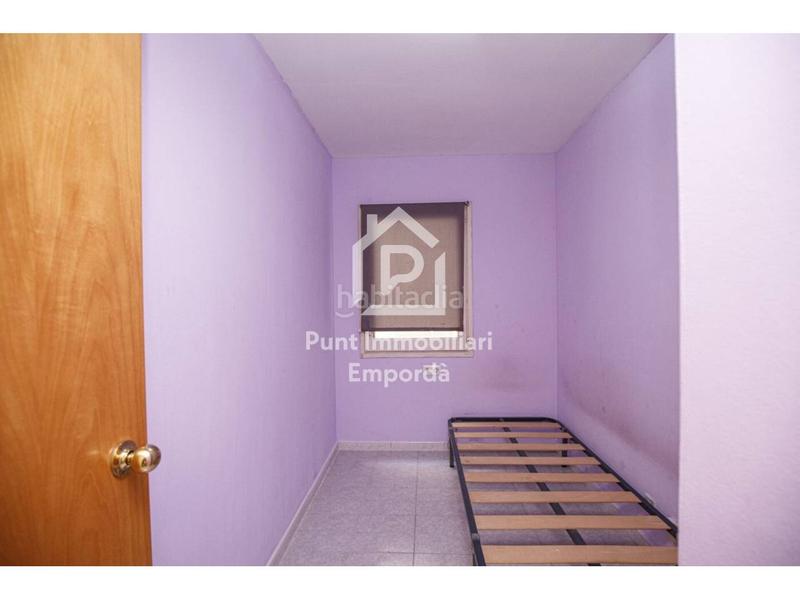Foto 49f0f206-4c1c-4619-b5af-3a64e42f36b6. Piso  en venta en Creu de la Mà Figueres