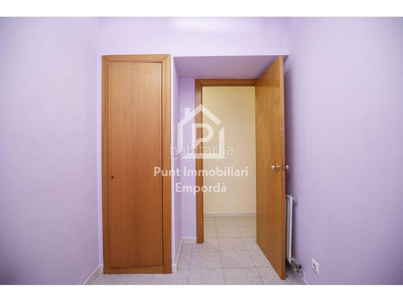 Foto 8fb3c4ca-e97a-4b2a-a521-8ff4b6cd3b3b. Piso  en venta en Creu de la Mà Figueres