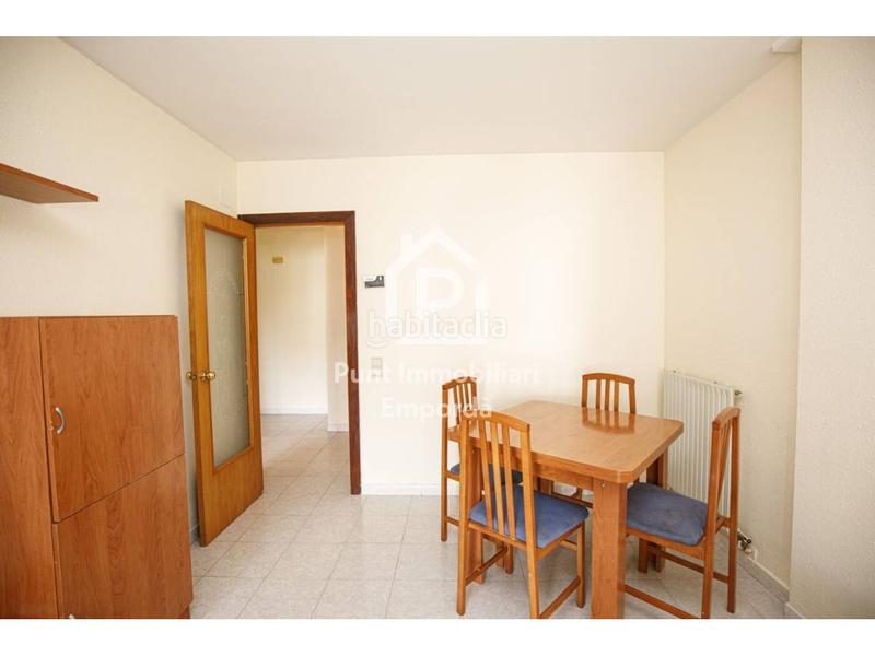 Foto a9a0dc6a-ba10-4ebf-9e17-7ffe78105a83. Piso  en venta en Creu de la Mà Figueres