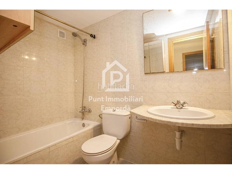 Foto c684a127-0e64-474f-9ff8-6ab0a7ad8997. Piso  en venta en Creu de la Mà Figueres