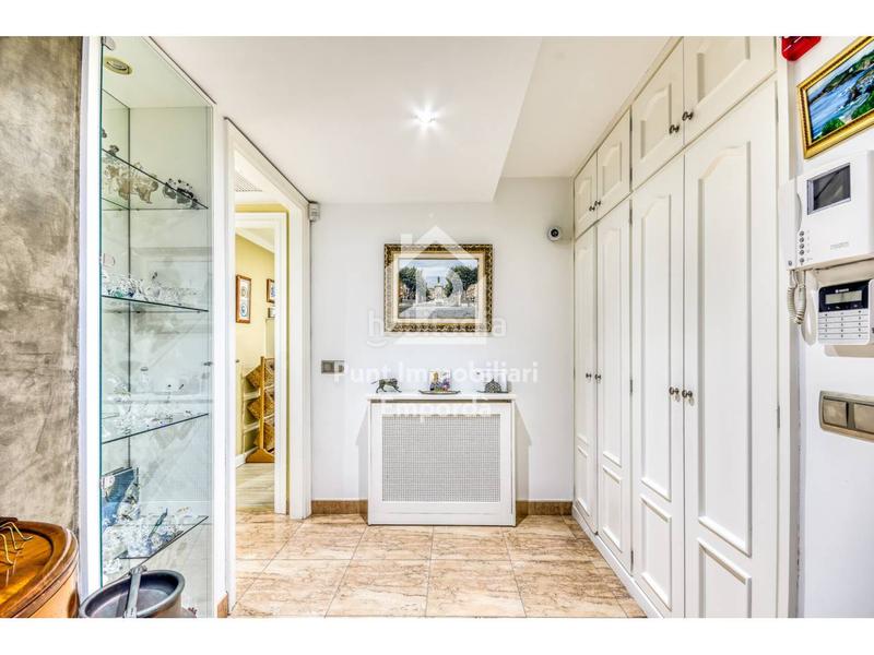 Foto 01d6608e-c13c-49ca-8d9b-3a086c615294. Piso  de 177m2 situado en edificio máximo en Creu de la Mà Figueres