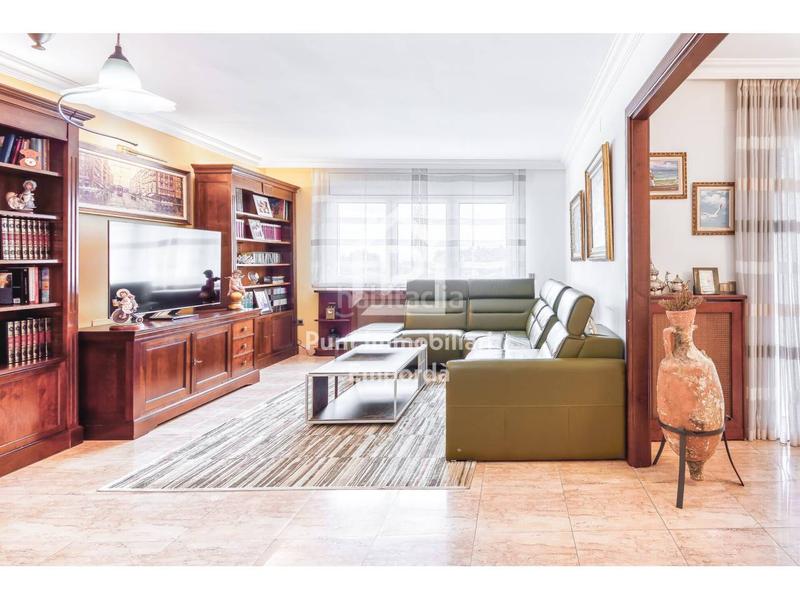 Foto 1b692465-fd99-4e45-82f7-bee4a7a1af2b. Piso  de 177m2 situado en edificio máximo en Creu de la Mà Figueres