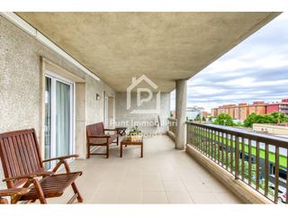 Etagenwohnung  Nuestra señora de montserrat. Piso de 177m2 situado en edificio máximo