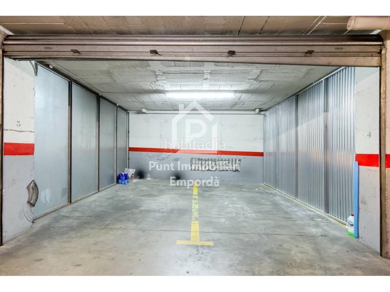 Foto ea80eb56-08ab-4f59-b5a3-d76751e6bb05. Piso  de 177m2 situado en edificio máximo en Creu de la Mà Figueres