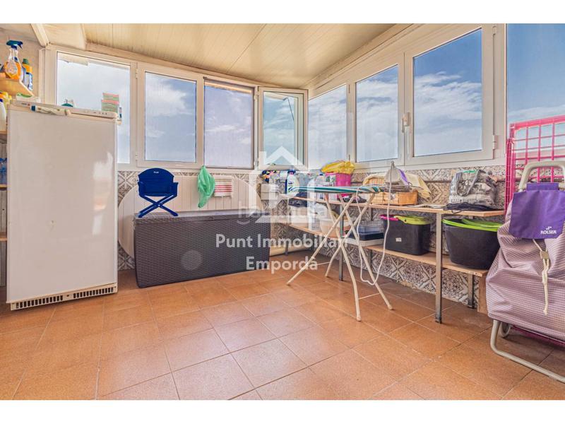 Foto 65eaf8d9-ee55-4489-9c46-0b5b2a2df1de. Duplex dans Eixample-Horta Capallera Figueres