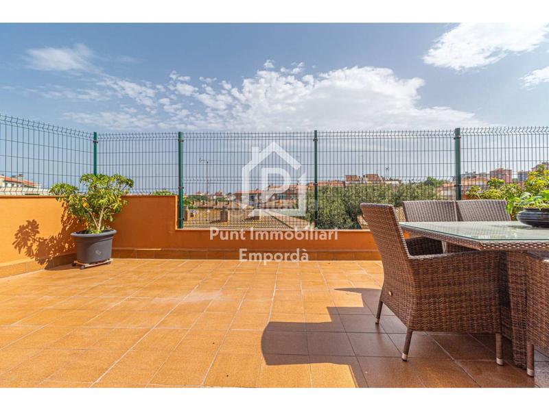 Foto 96be038b-9cec-475e-9889-c00d6f21f1db. Duplex dans Eixample-Horta Capallera Figueres