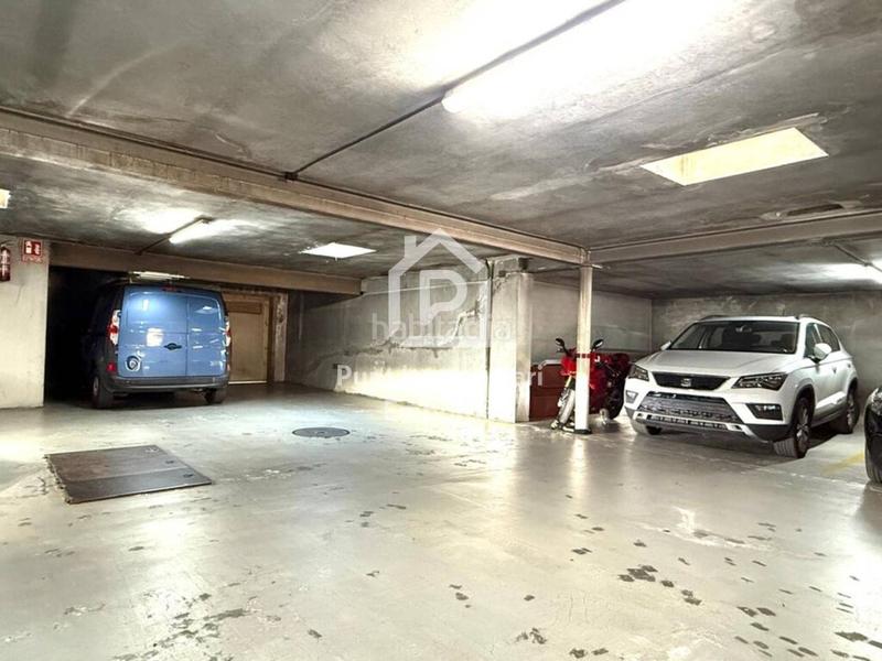 Foto 03db2423-1ec7-4416-bde5-2e5b6ce6c128. Appartement avec parking dans Centre Figueres