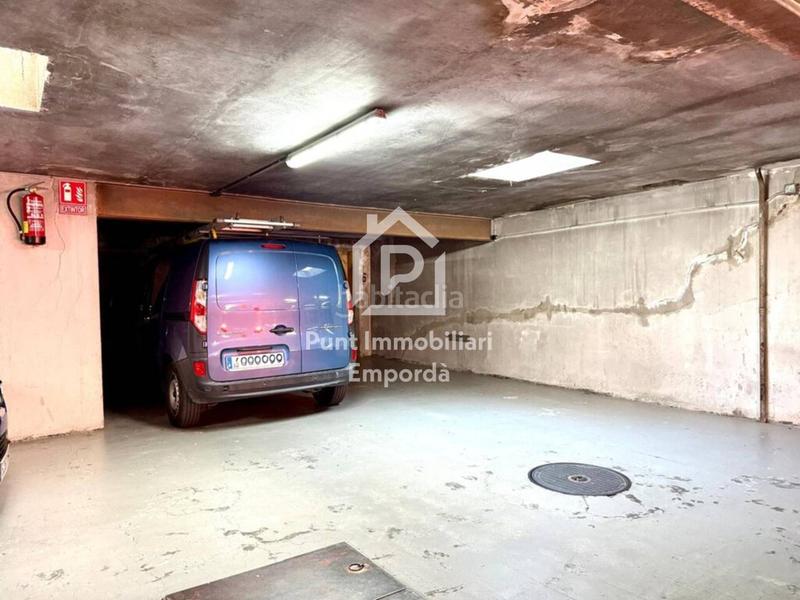 Foto 12360d66-71c3-46fa-8800-7df4de36265f. Appartement avec parking dans Centre Figueres