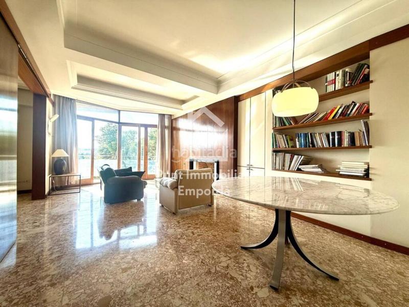 Foto 35f52839-d830-4495-8b37-9129b8fe7aff. Appartement avec parking dans Centre Figueres