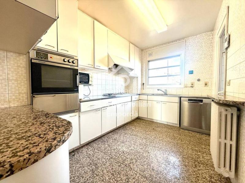 Foto 6f5e06eb-2d35-405c-9b53-bcb908a4af0b. Appartement avec parking dans Centre Figueres