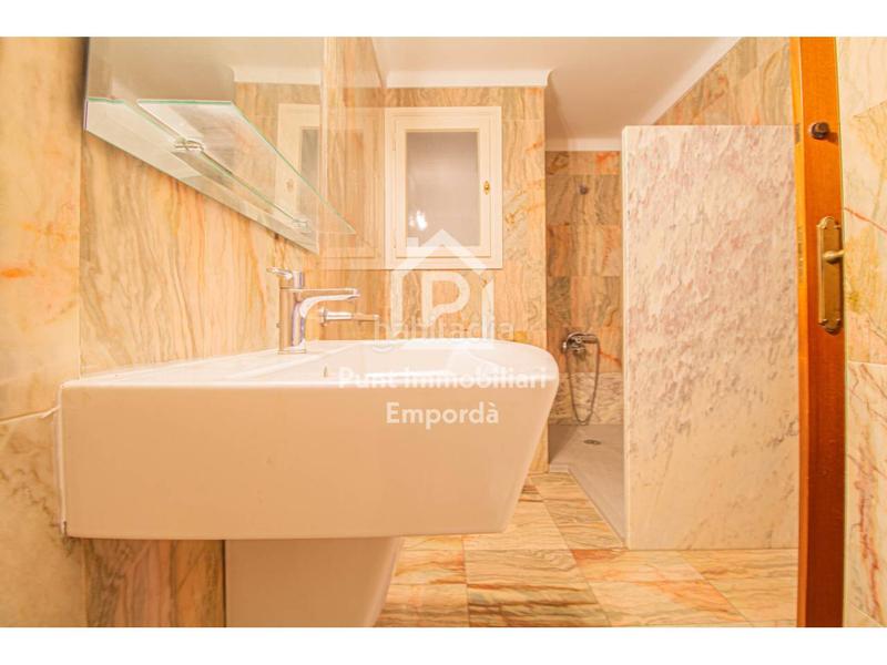 Foto 624d7fe3-d66a-412a-b151-ea65d89b1cf0. Flat with heating in Centre Figueres